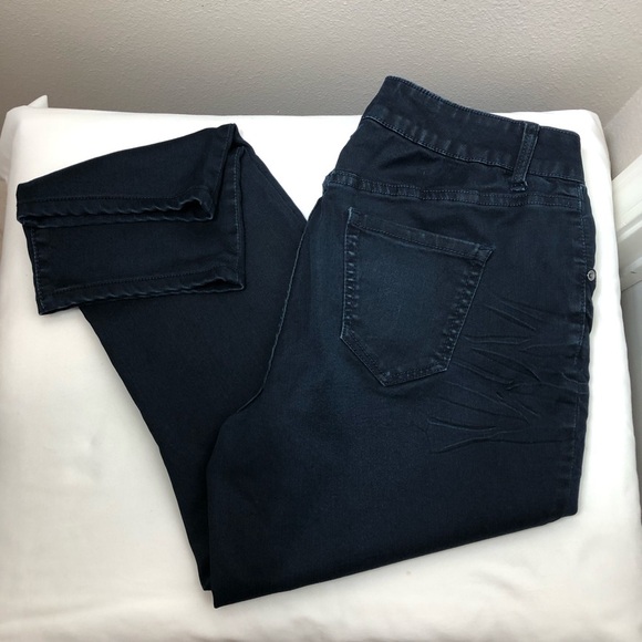 Lane Bryant Soft Stretchy Cotton Dark Wash Whiskered Straight Jeans 16 - Picture 15 of 15